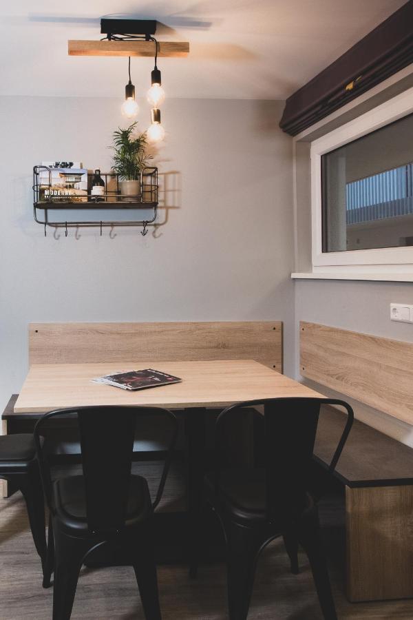 Das Schlafwerk Stuttgart-Nord Volldigitales Hotel-Self-Check In - Keine Rezeption-Lowbudget-Cashless Korntal-Münchingen Exteriör bild