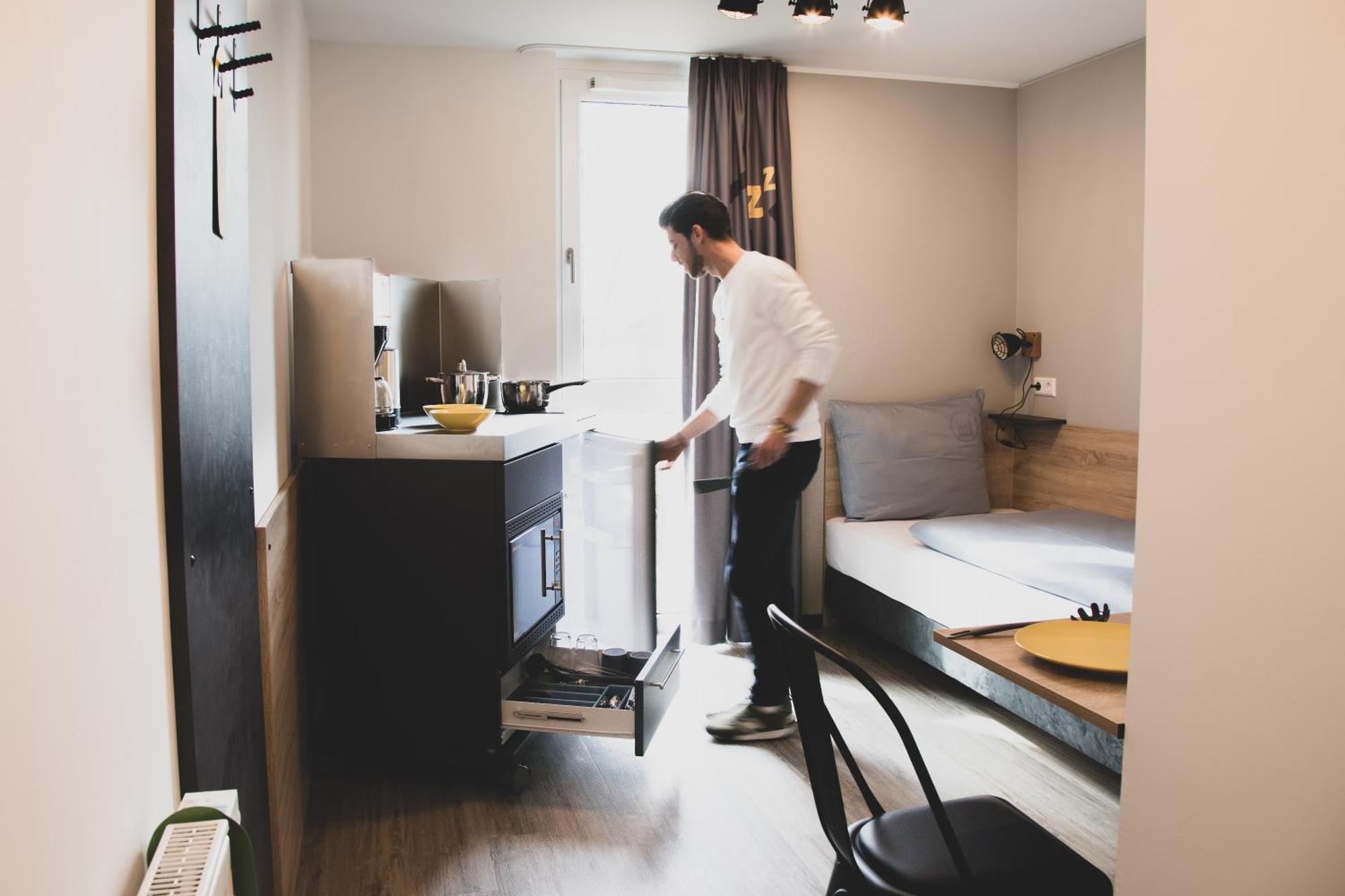 Das Schlafwerk Stuttgart-Nord Volldigitales Hotel-Self-Check In - Keine Rezeption-Lowbudget-Cashless Korntal-Münchingen Exteriör bild